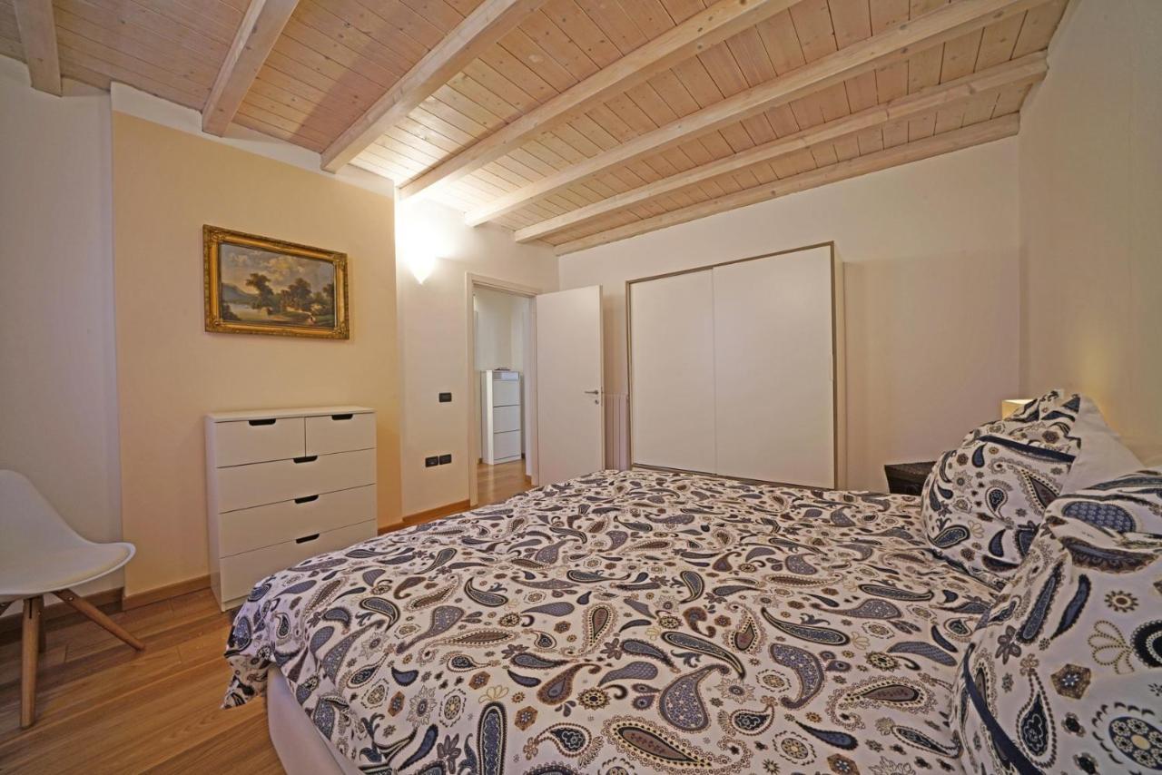 L'Orologio Apartment Salo Exterior photo